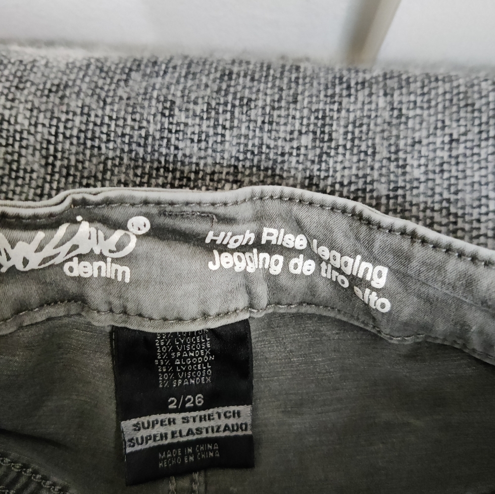 Mossimo High Rise Jegging - 26 - Picture 2 of 9